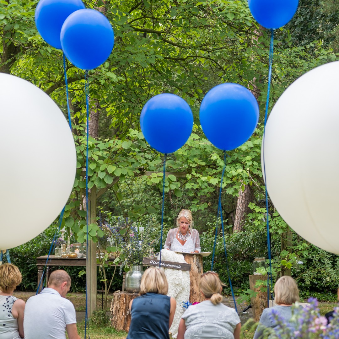 Karen Hof, Hof Uitvaart & Zorg